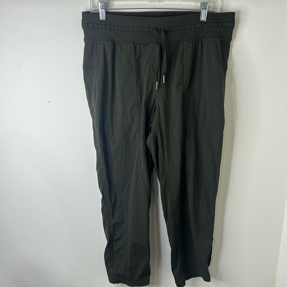 Lululemon Dance Studio Crop Pants *25" Dark Olive Green Size 10 - Picture 4 of 16
